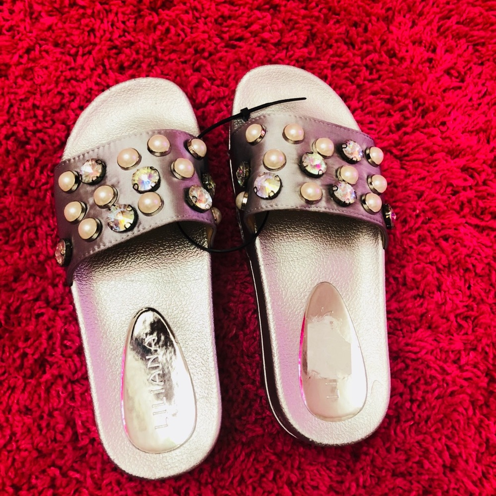 Liliana women style sandals/Loafers